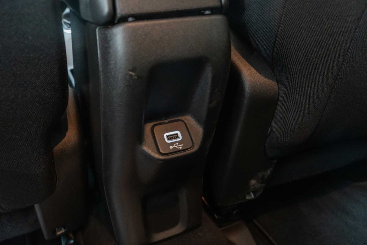 Jeep Renegade Limited 1.0 Gasolina 88 kW (120 CV)  - Foto 19