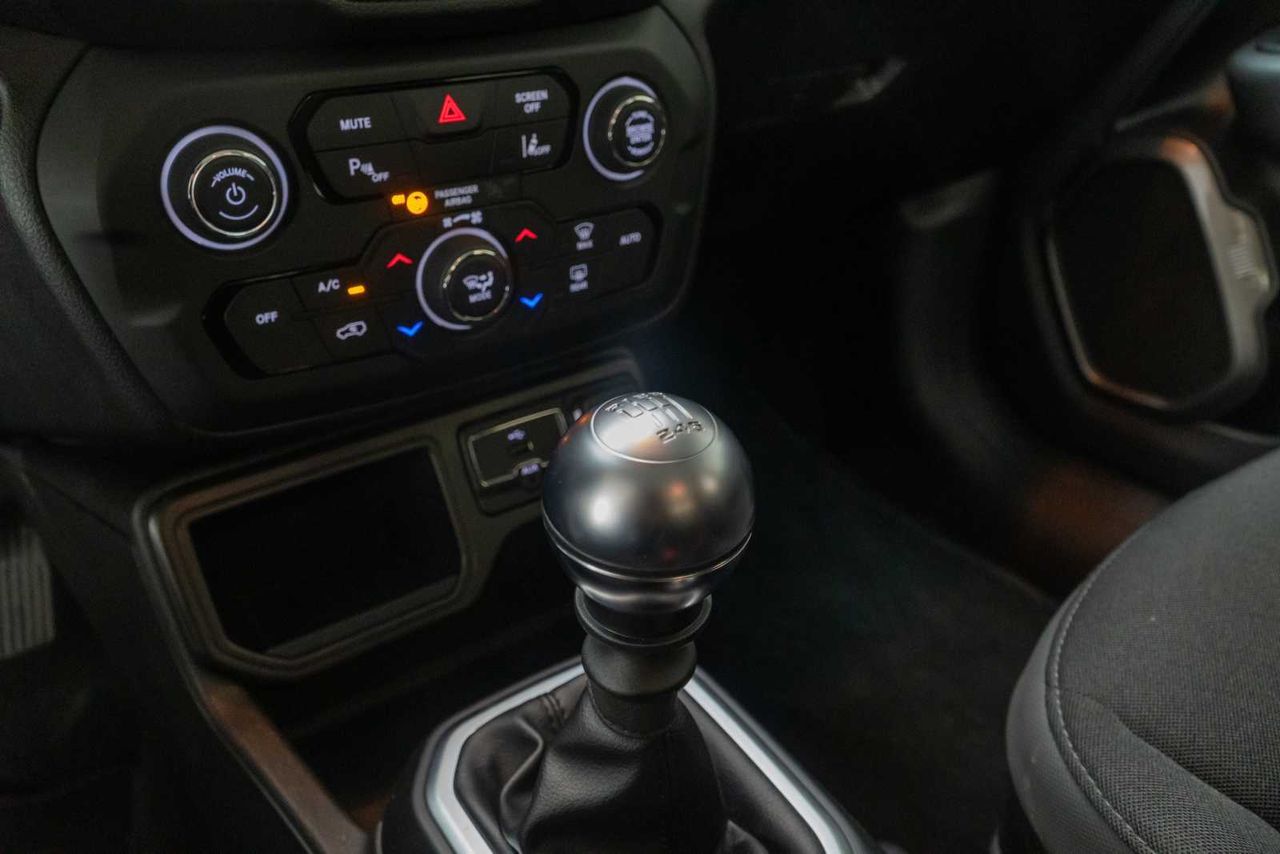 Jeep Renegade Limited 1.0 Gasolina 88 kW (120 CV)  - Foto 14