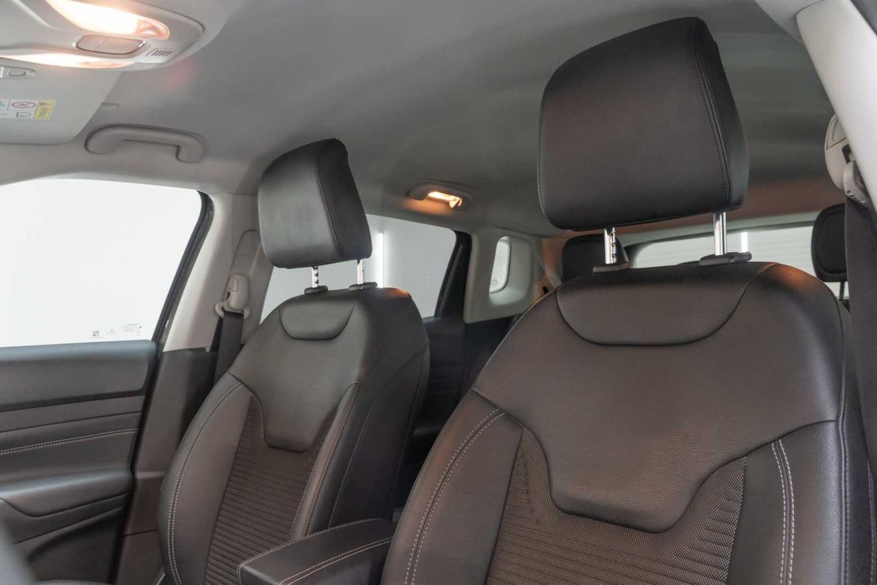 Jeep Compass 1.3 Gse T4 110kW (150CV) Limited DCT FWD  - Foto 17