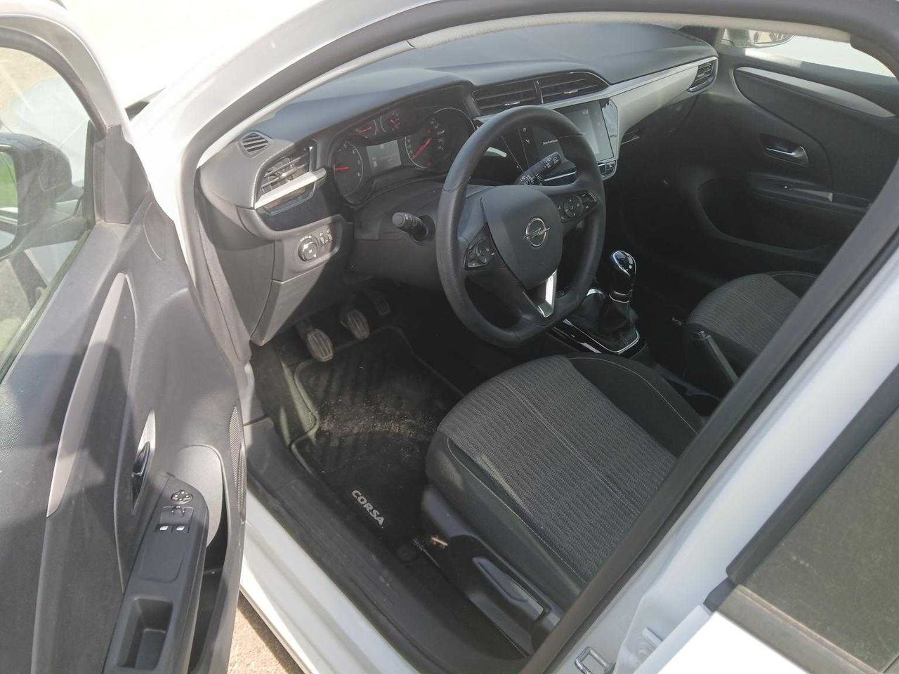 Opel Corsa 1.2 XEL 55kW (75CV) Edition  - Foto 4