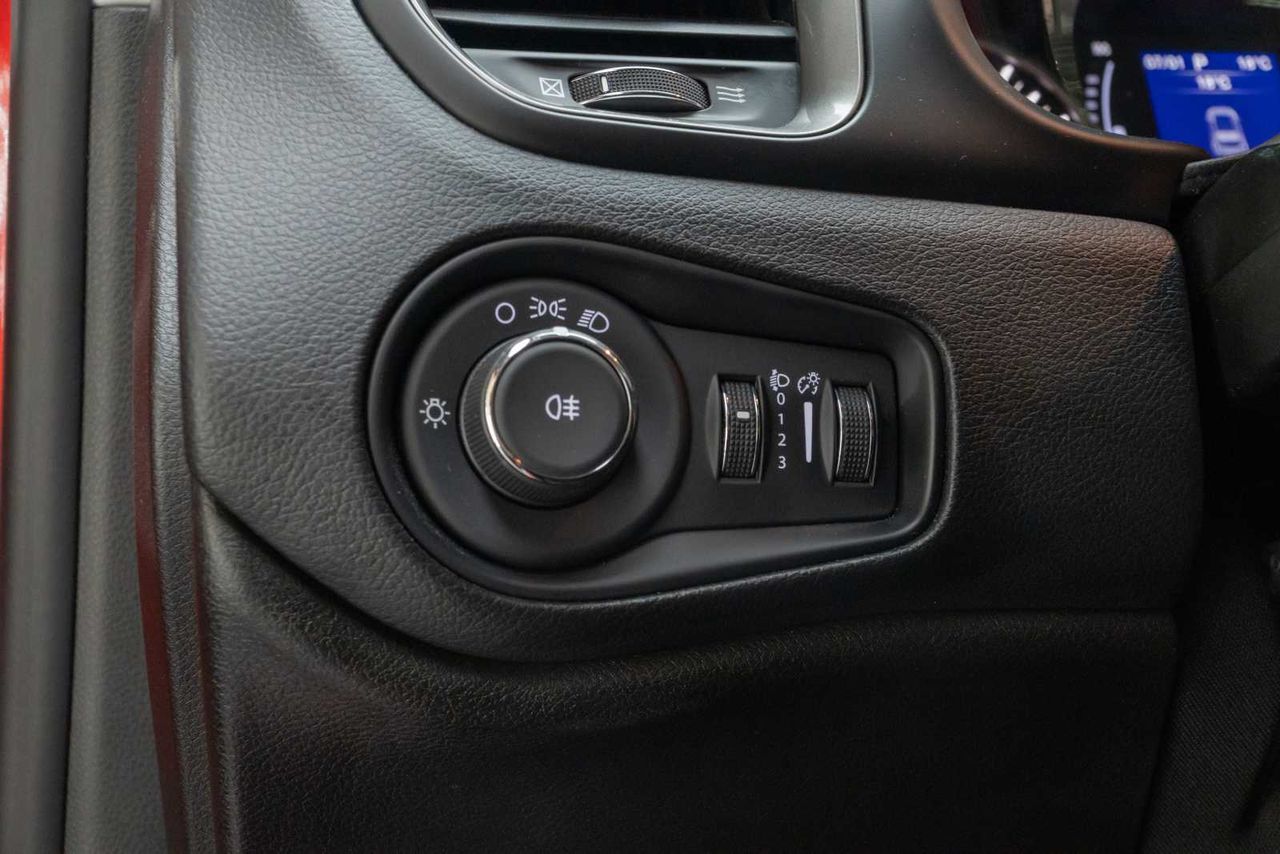 Jeep Renegade eHybrid 1.5 96kW(130CV) Longitude ATX  - Foto 14
