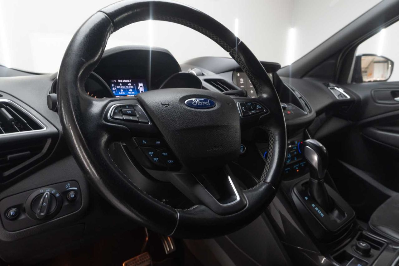 Ford Kuga 2.0 TDCi 110kW 4x4 ASS ST-Line Powers. - Foto 24