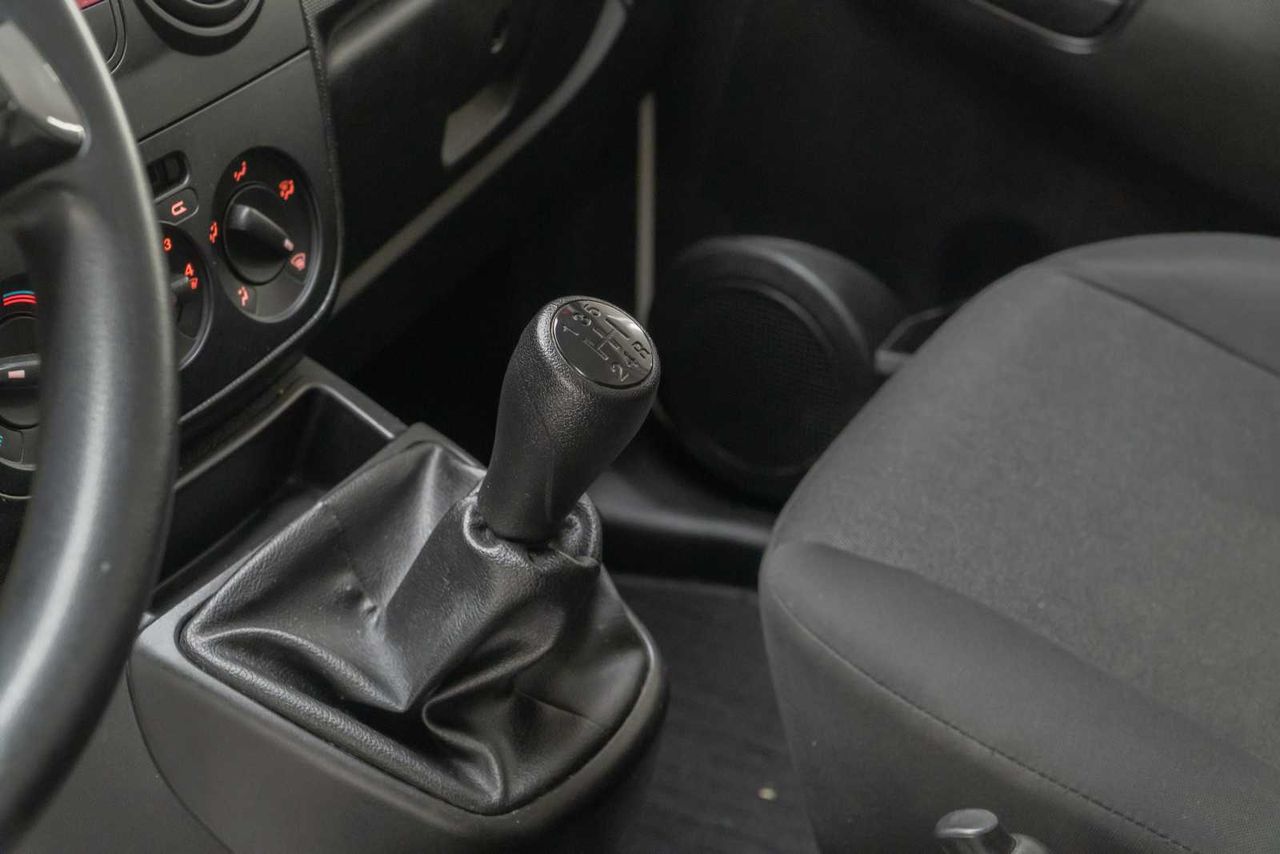 Fiat Fiorino  cargo base n1 1.3 mjet 59 kw (80  - Foto 14