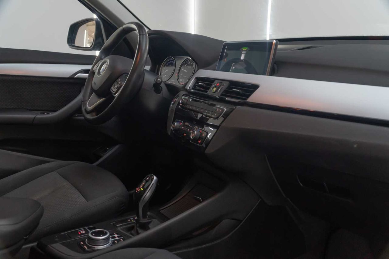 BMW X1 sDrive18i  - Foto 21