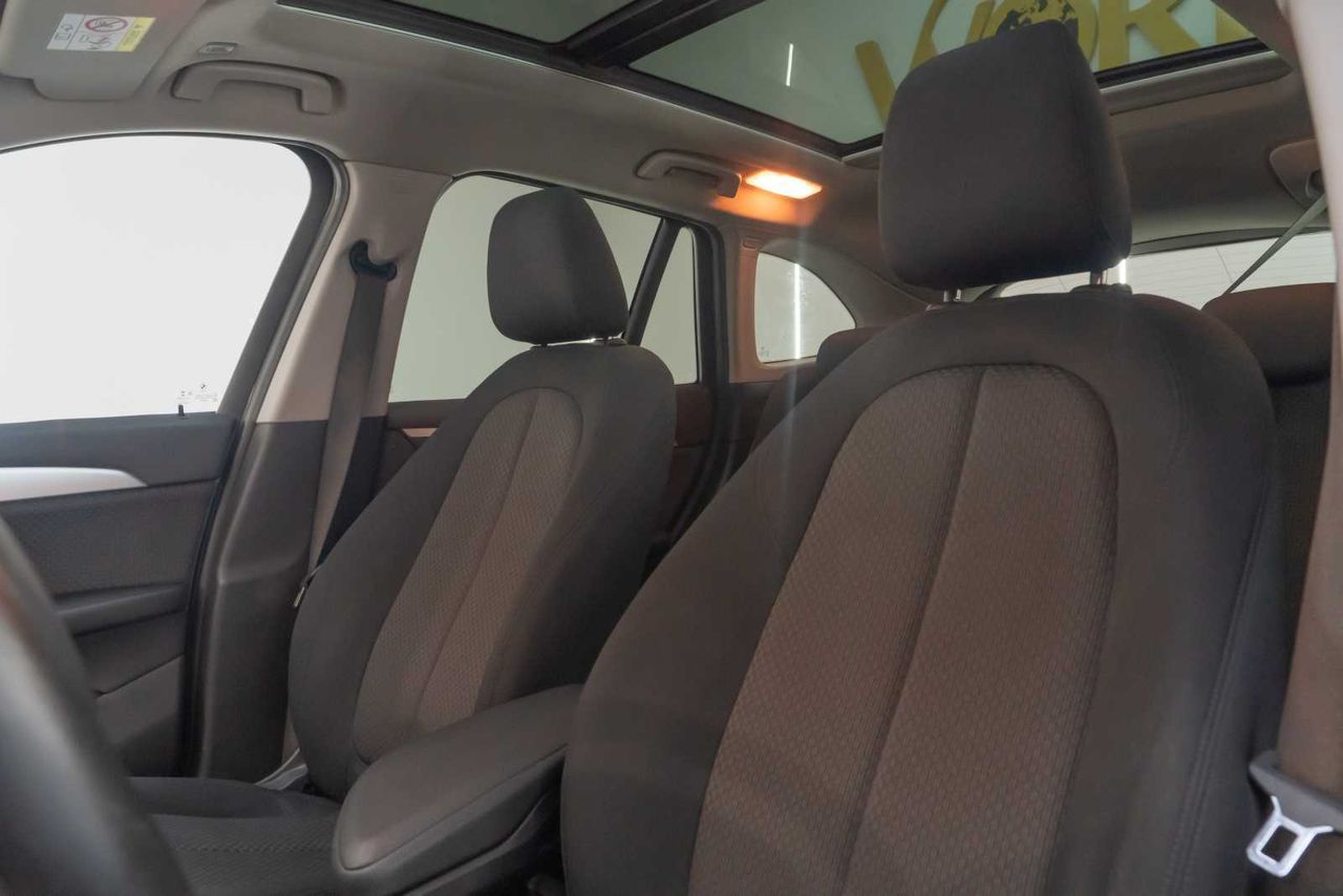 BMW X1 sDrive18i  - Foto 18
