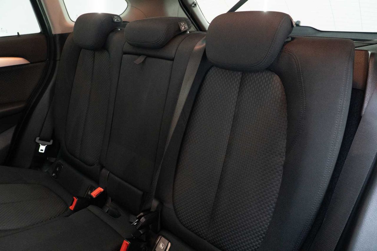 BMW X1 sDrive18i  - Foto 19