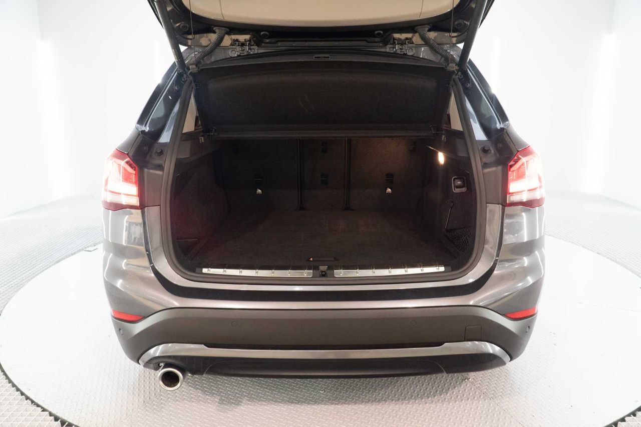 BMW X1 sDrive18i  - Foto 12