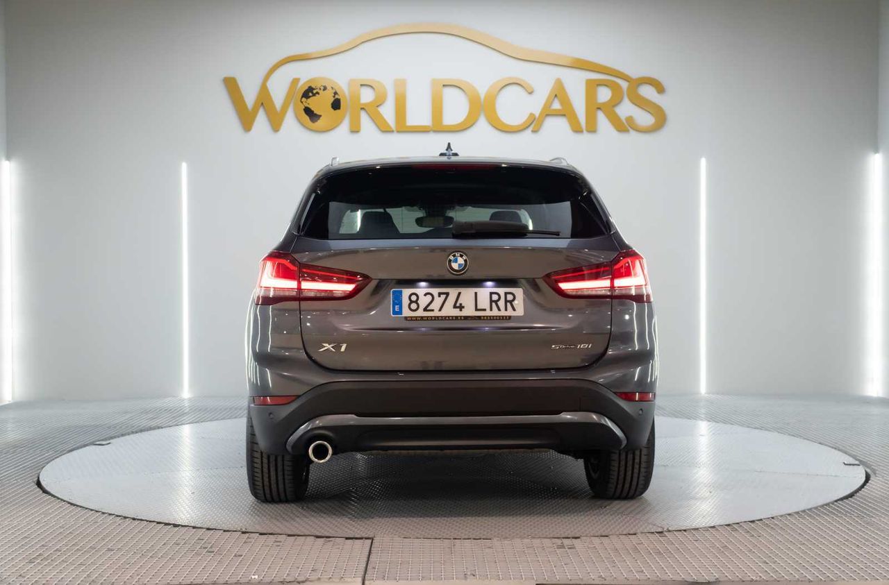 BMW X1 sDrive18i  - Foto 8