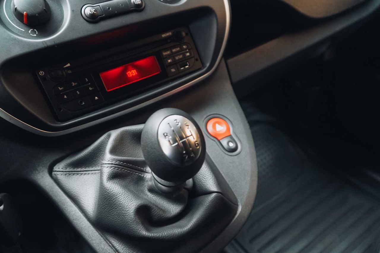 Nissan NV250 2pl 1.5dci 59 kw 80 cv l1h1 comfort  - Foto 11