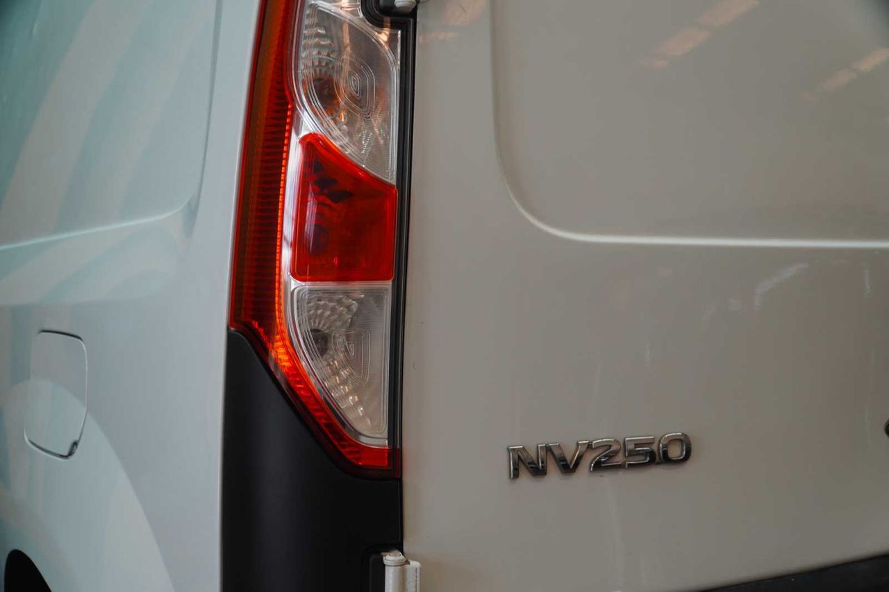 Nissan NV250 2pl 1.5dci 59 kw 80 cv l1h1 comfort  - Foto 10