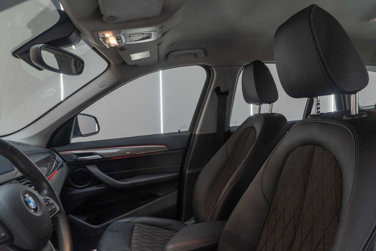 BMW X1 sDrive18d  - Foto 21