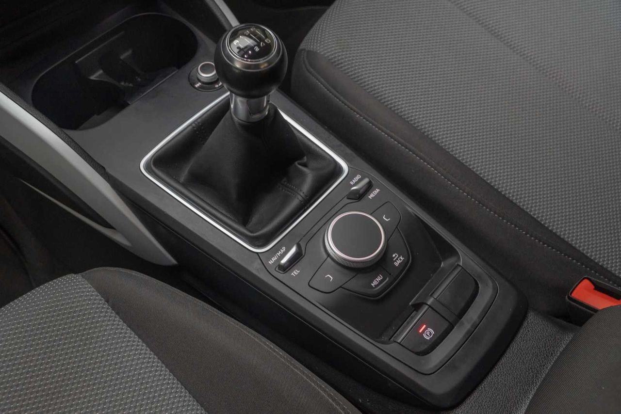 Audi Q2 Design 30 TFSI 85kW (116CV)  - Foto 15