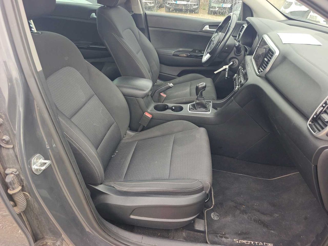 Kia Sportage 1.6 MHEV Drive 100kW (136CV) 4x2  - Foto 7