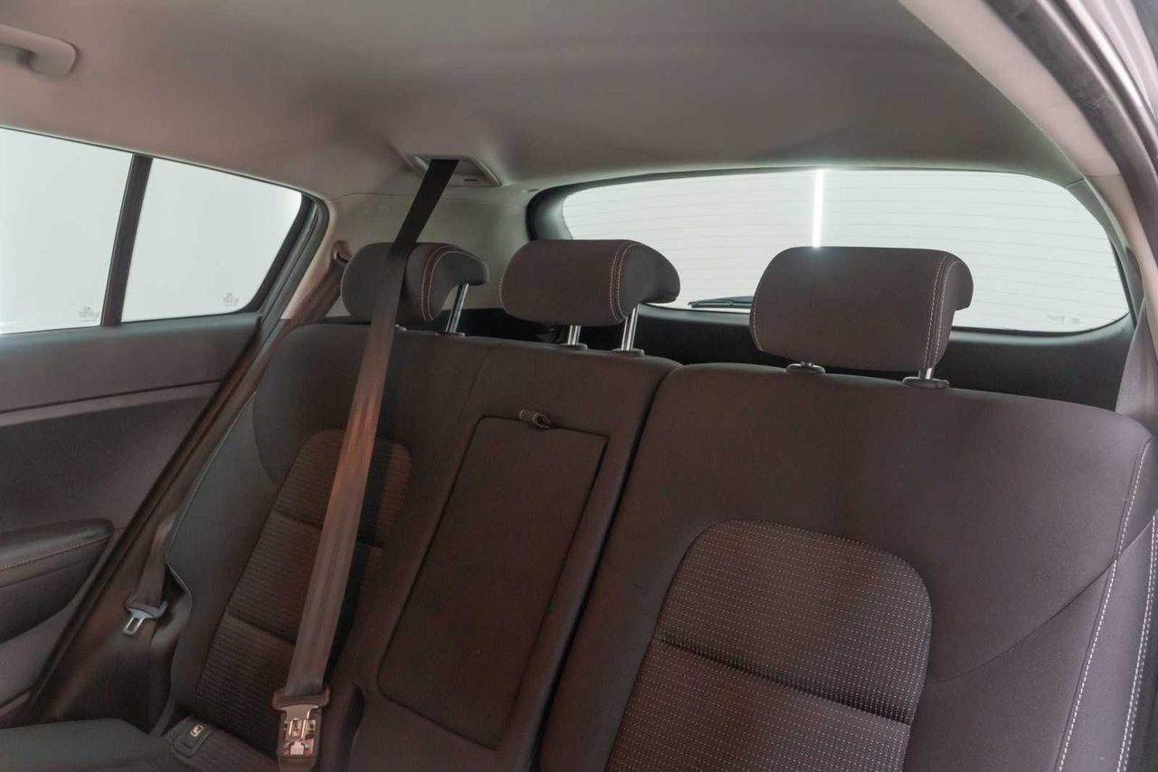 Kia Sportage 1.6 MHEV Drive 100kW (136CV) 4x2  - Foto 18