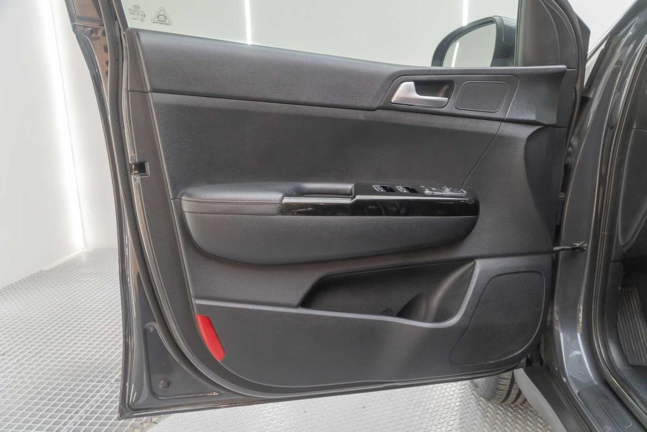 Kia Sportage 1.6 MHEV Drive 100kW (136CV) 4x2  - Foto 16