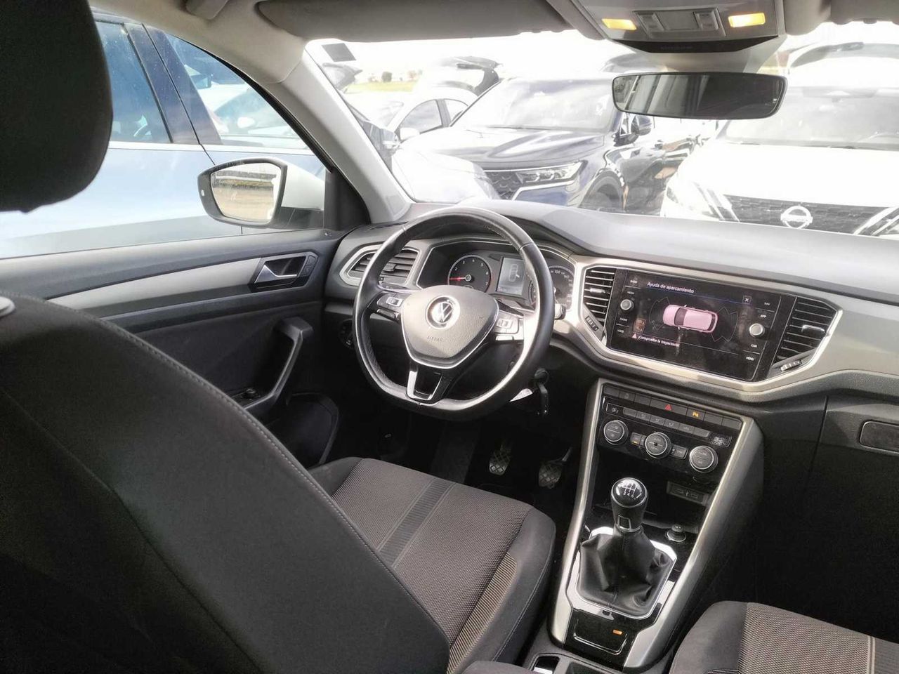 Volkswagen T-Roc Advance 1.0 TSI 81kW (110CV)  - Foto 4