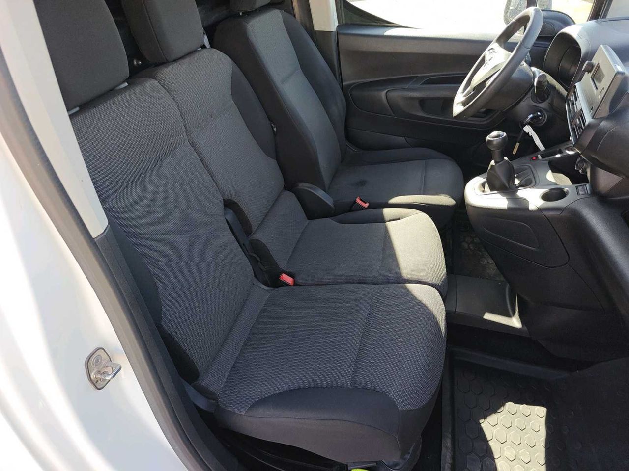 Opel Combo Cargo 1.5 td 75kw (100cv) express l h1 650kg  - Foto 5