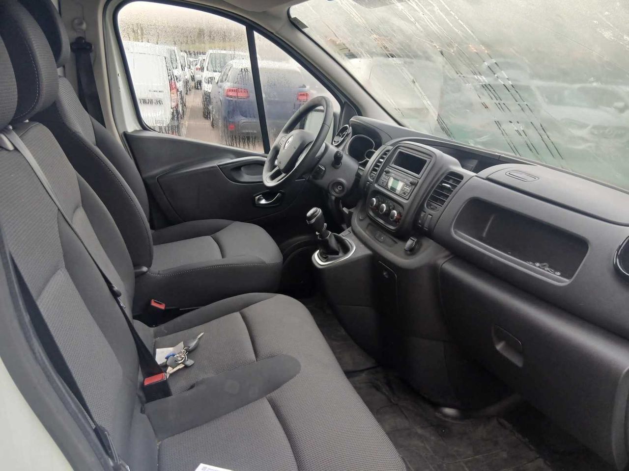 Renault Trafic furgón 27 l1h1 energy bluedci 88 kw  - Foto 4