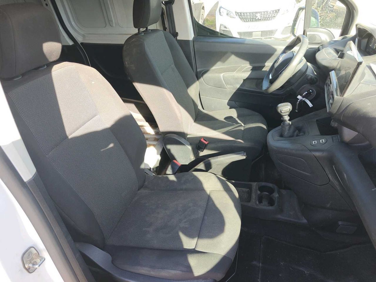 Peugeot Partner standard 600kg bluehdi 73kw  - Foto 6