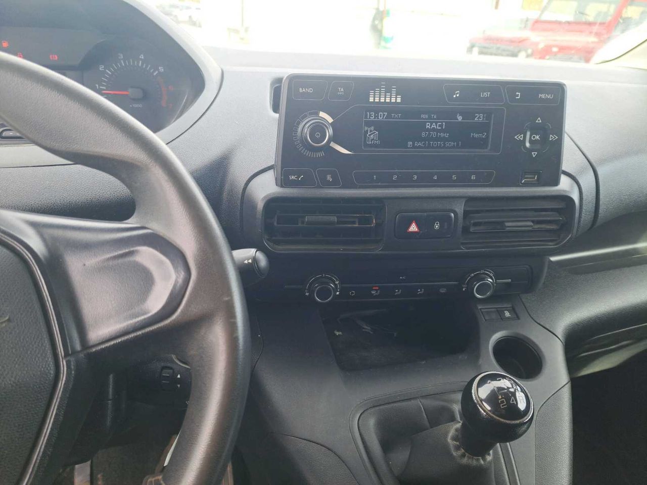 Peugeot Partner pro standard 1000kg bluehdi 73kw  - Foto 4