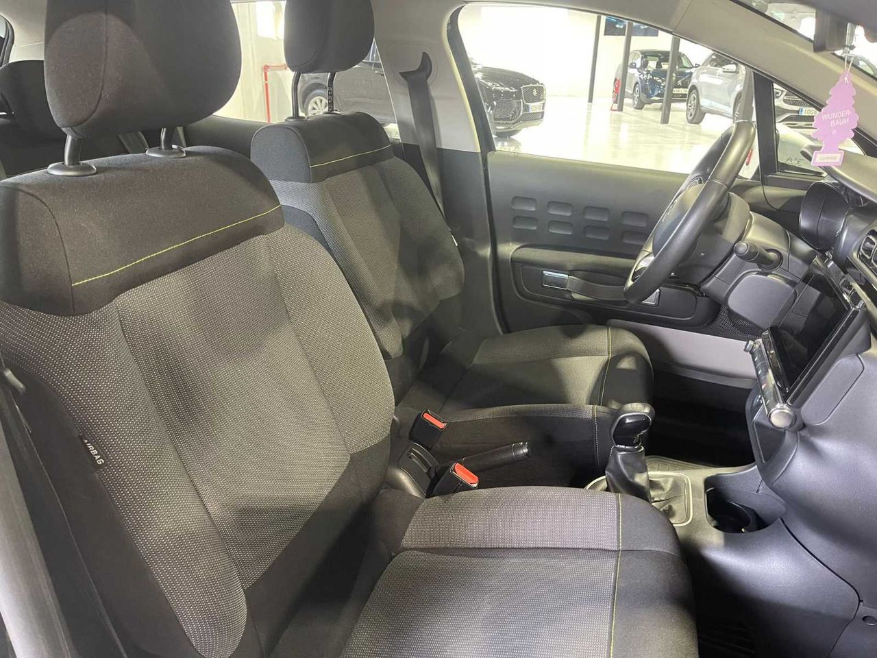 Citroën C3 PureTech 60KW (83CV) Shine - Foto 6