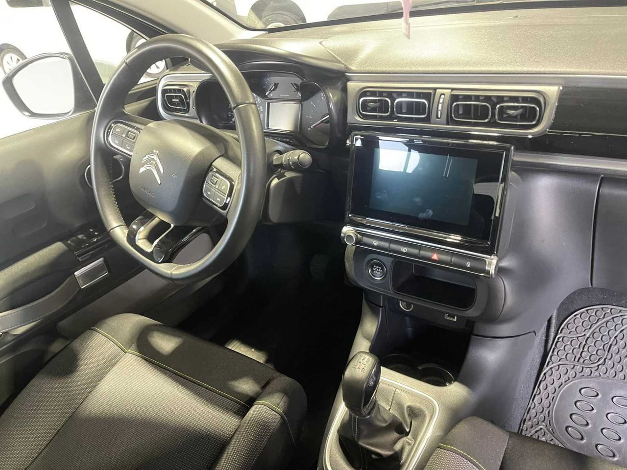 Citroën C3 PureTech 60KW (83CV) Shine - Foto 8