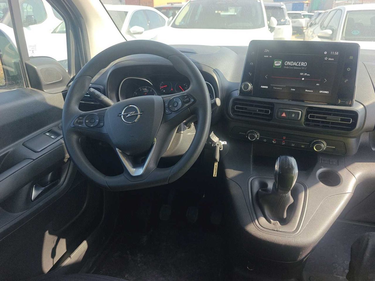 Opel Combo Cargo 1.5 td 75kw (100cv) s/s selective l  - Foto 4