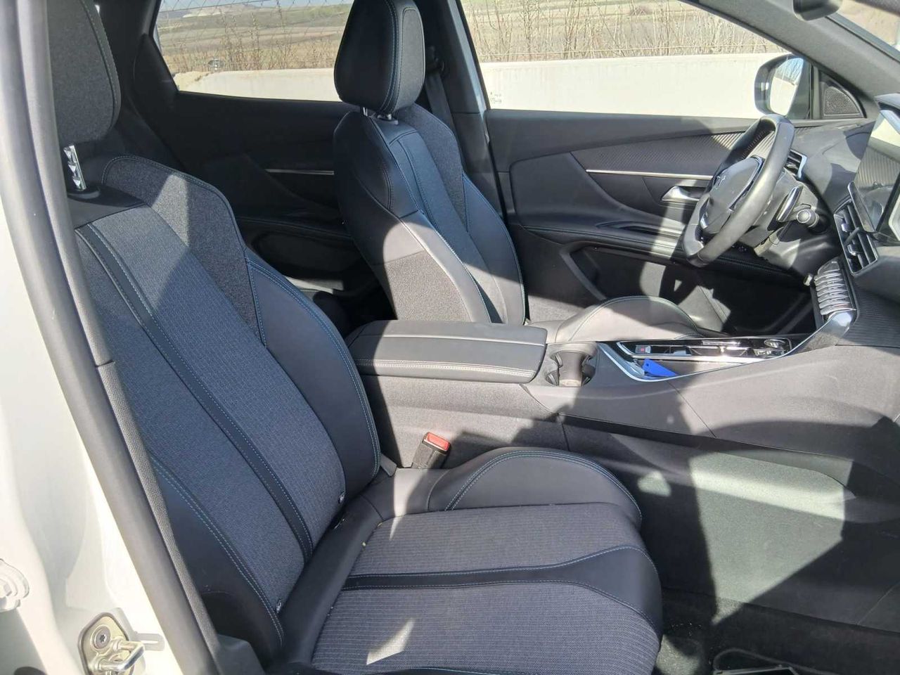 Peugeot 3008 1.5 BlueHDi 96kW S&S Allure Pack EAT8 - Foto 5