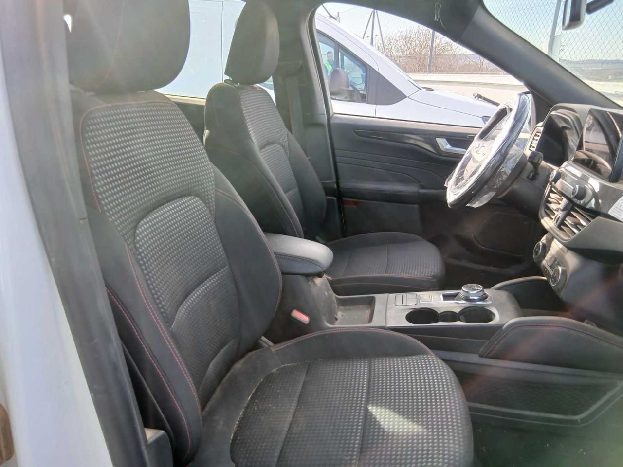 Ford Kuga ST-Line 2.5 Duratec FHEV 140kW Auto - Foto 4