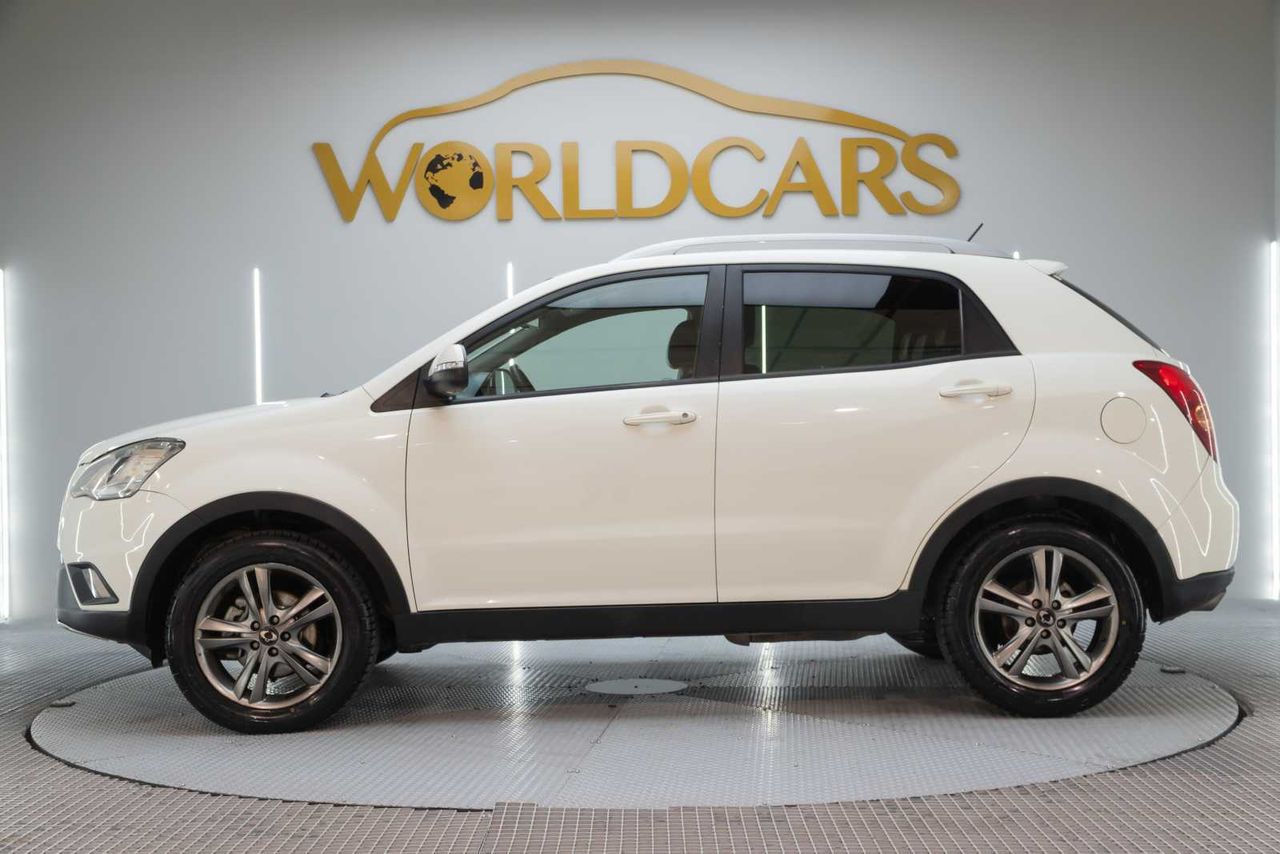 SsangYong Korando D20T Limited Plus GT 4x2  - Foto 9