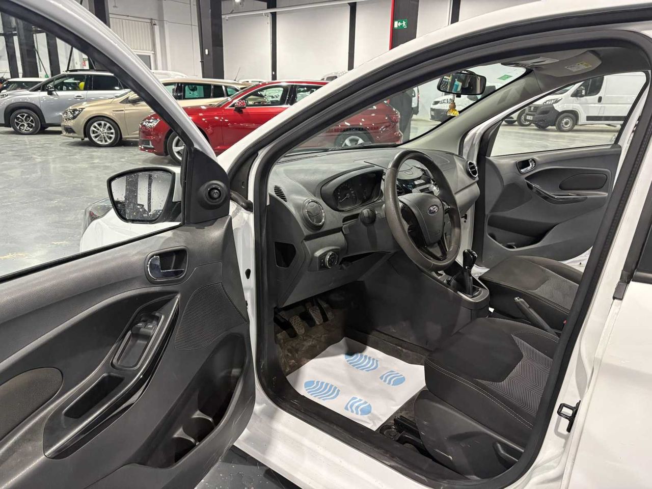 Ford Ka 1.2 Ti-VCT Essential - Foto 5