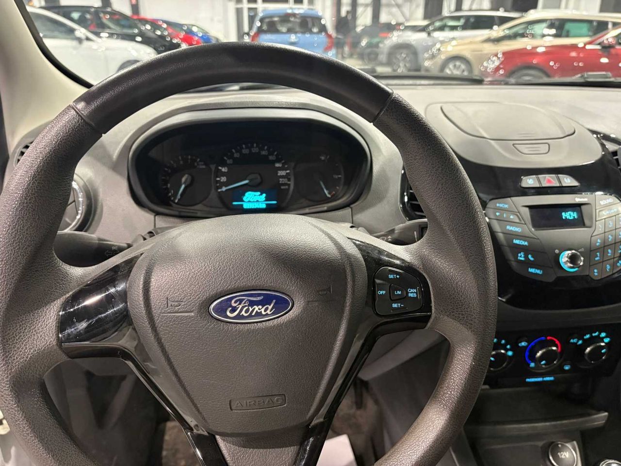 Ford Ka 1.2 Ti-VCT Essential - Foto 6