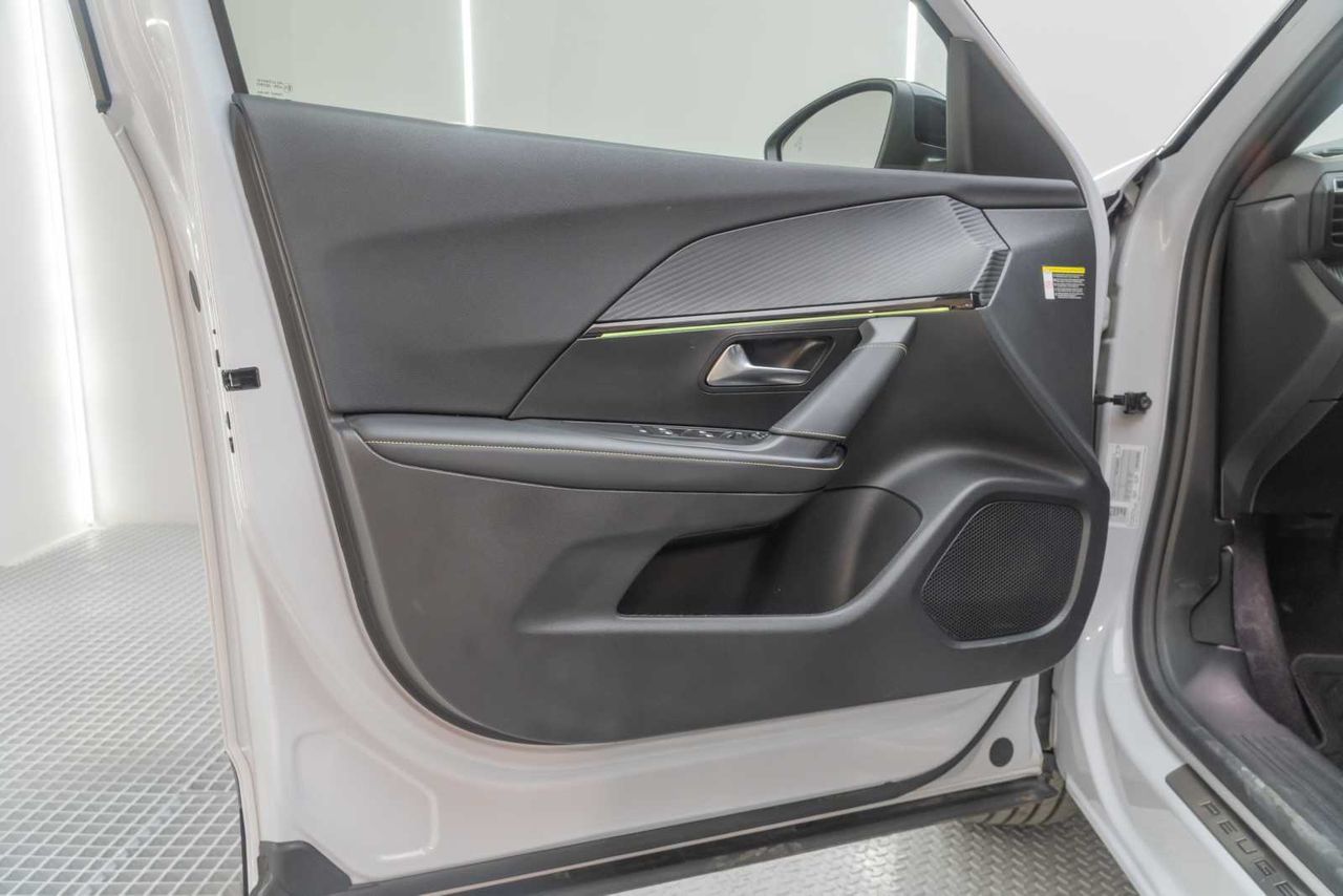 Peugeot 2008 GT Puretech 130 S&S EAT8  - Foto 18