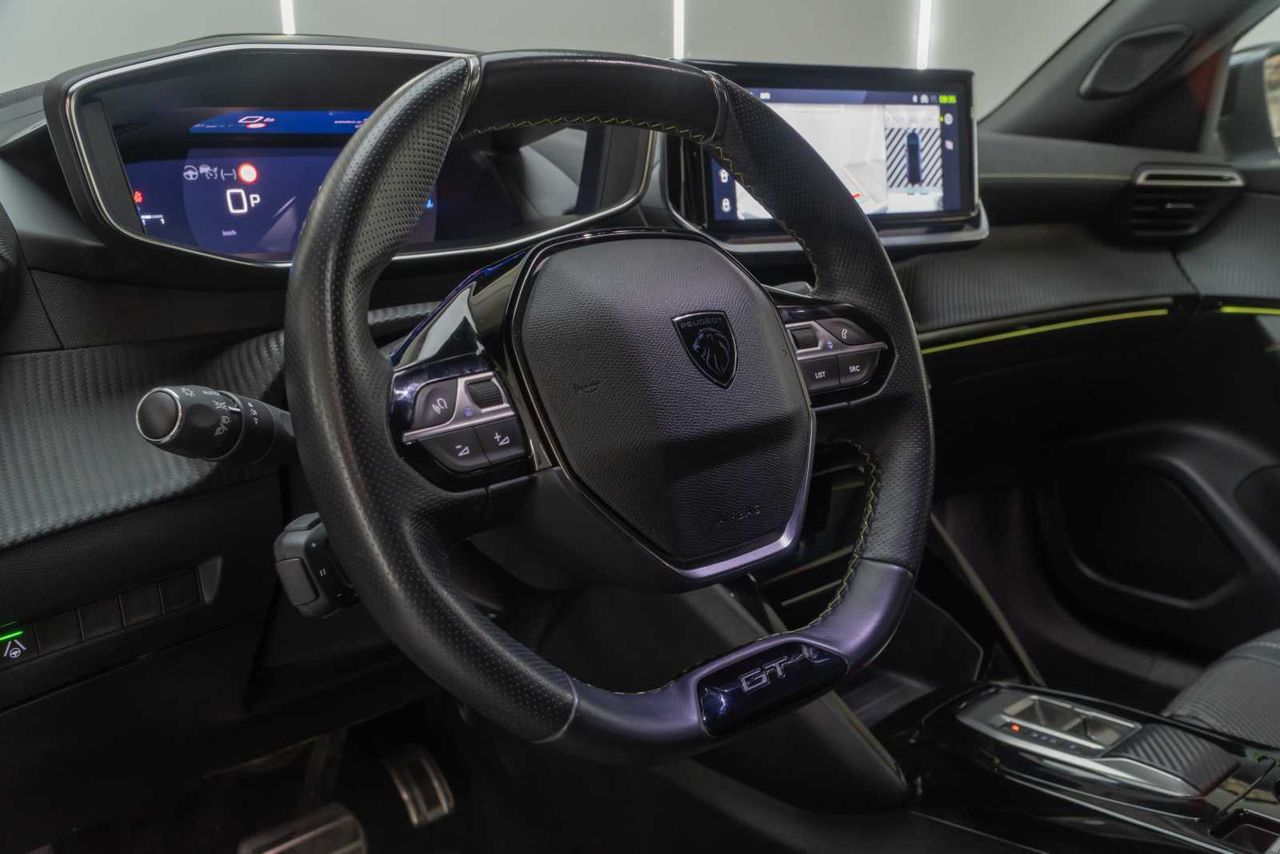 Peugeot 2008 GT Puretech 130 S&S EAT8  - Foto 13