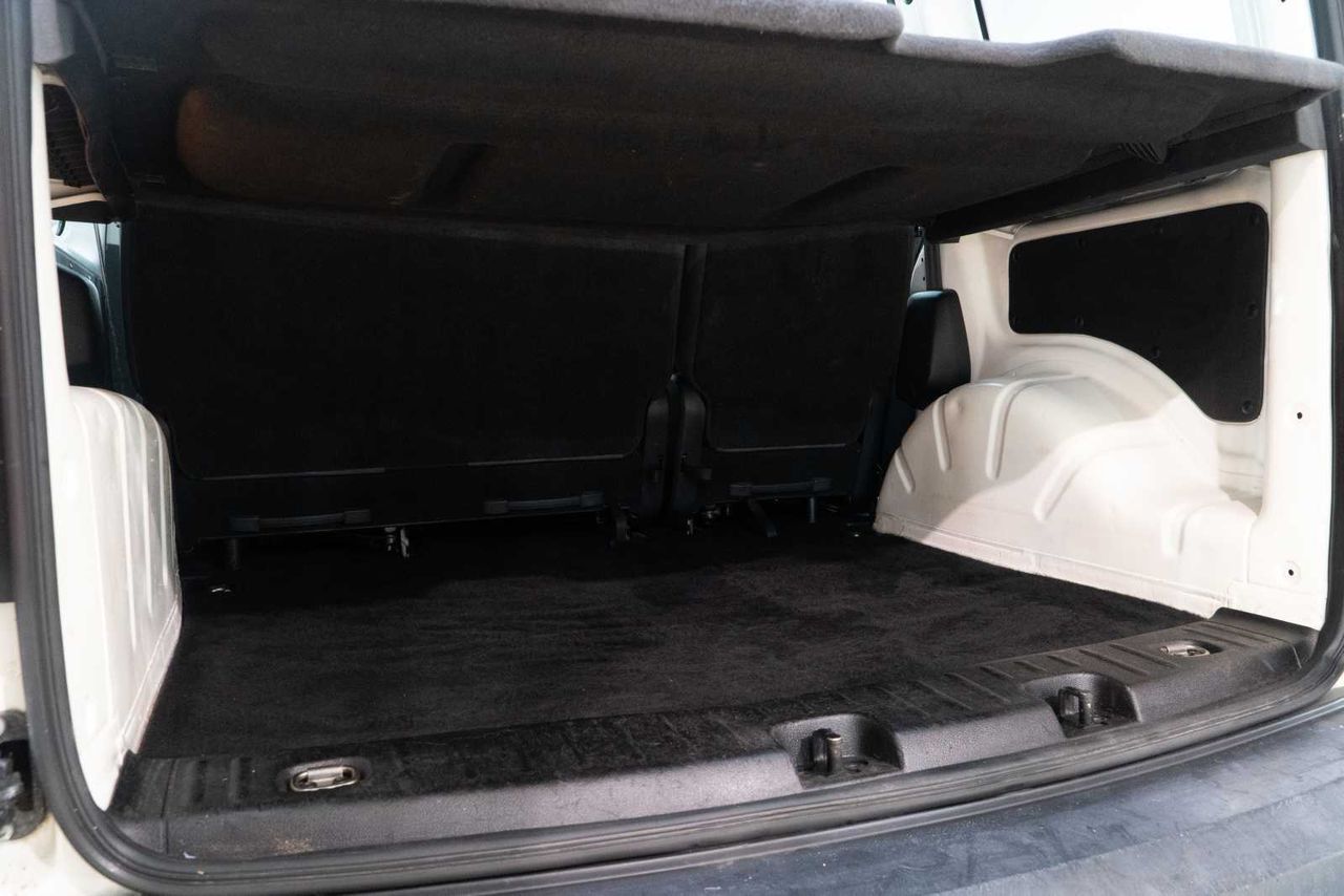 Volkswagen Caddy bluemotion gnc  - Foto 11