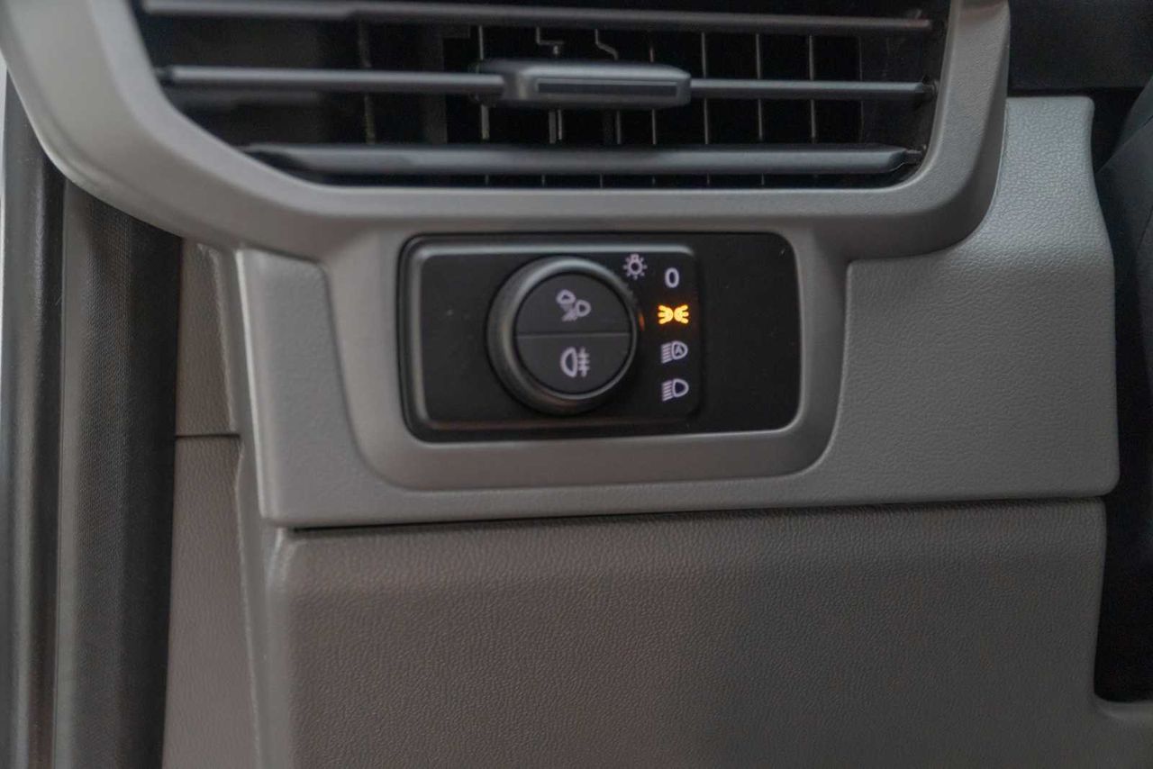 Volkswagen Caravelle  batalla corta 2.0tdi 110cv - Foto 17