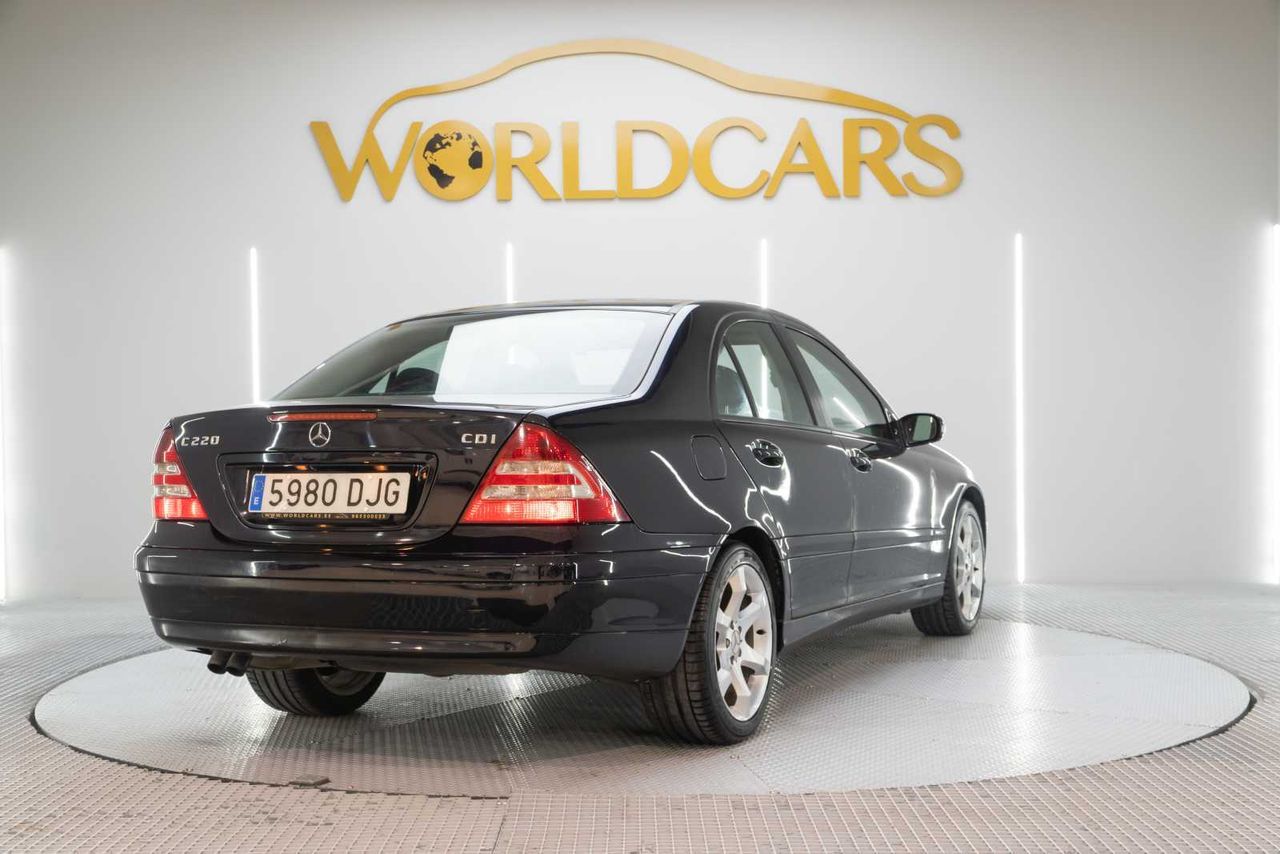 Mercedes Clase C C 220 CDI ELEGANCE - Foto 6