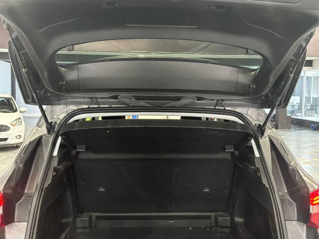 Opel Grandland X 1.2 Turbo Selective  - Foto 18