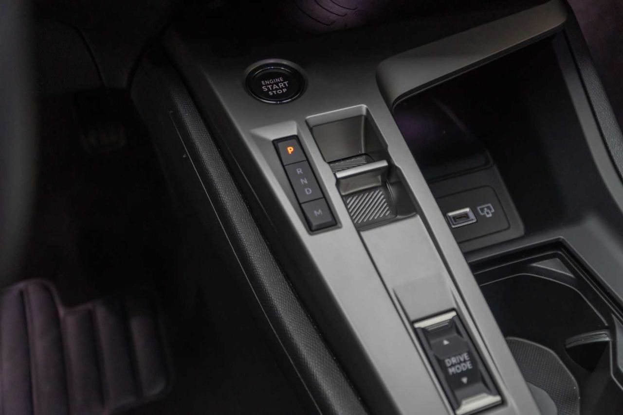 Peugeot 408 408 Allure HYBRID eDCS6 - Foto 15