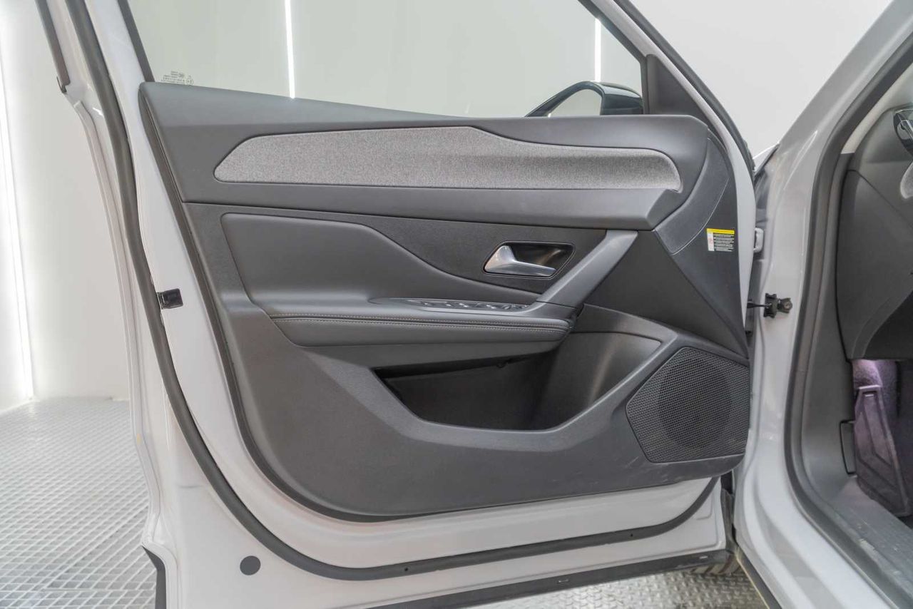 Peugeot 408 408 Allure HYBRID eDCS6 - Foto 17