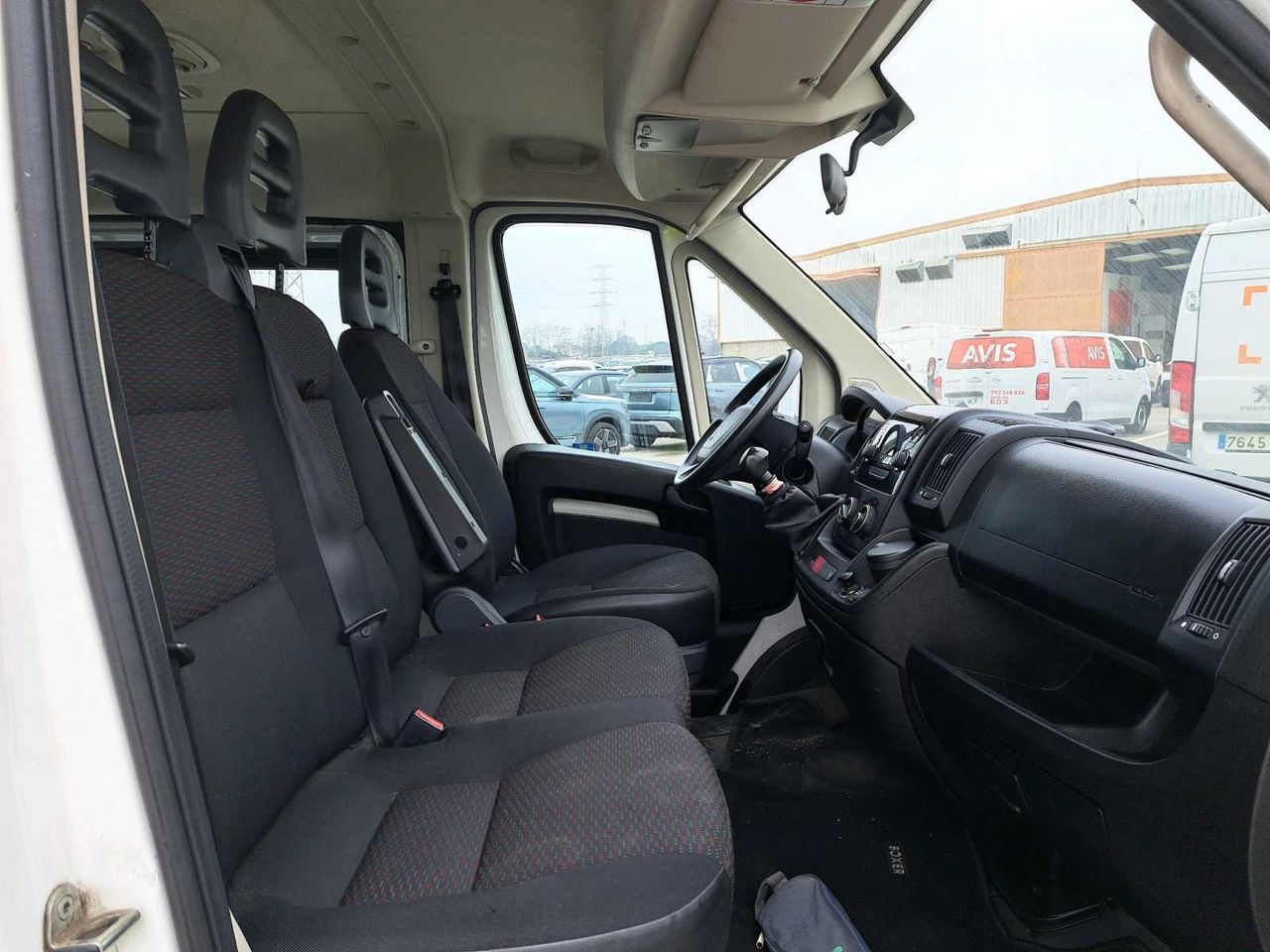 Peugeot Boxer combi 5/9 pl 330 l1h1 bluehdi 88kw (120) - Foto 5