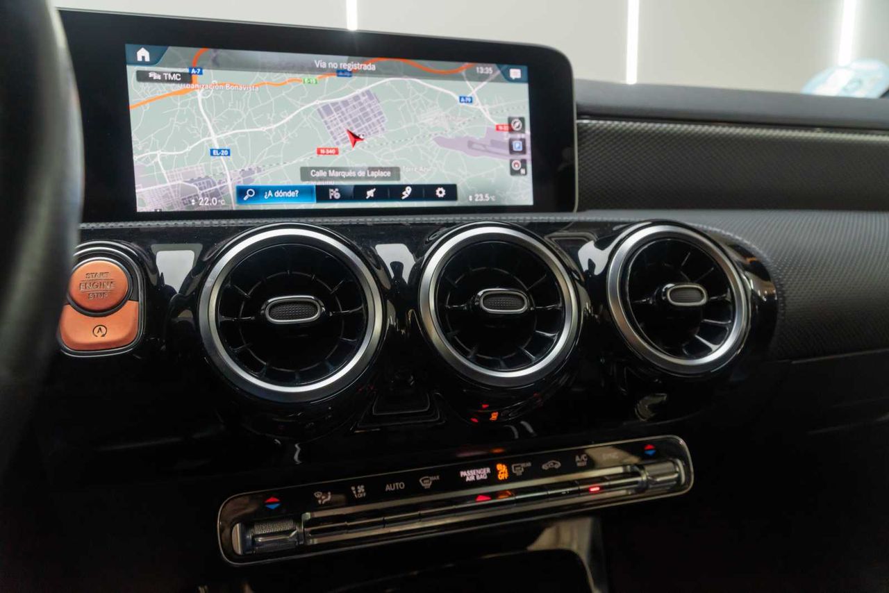 Mercedes Clase A Sedán A 180 d  - Foto 13