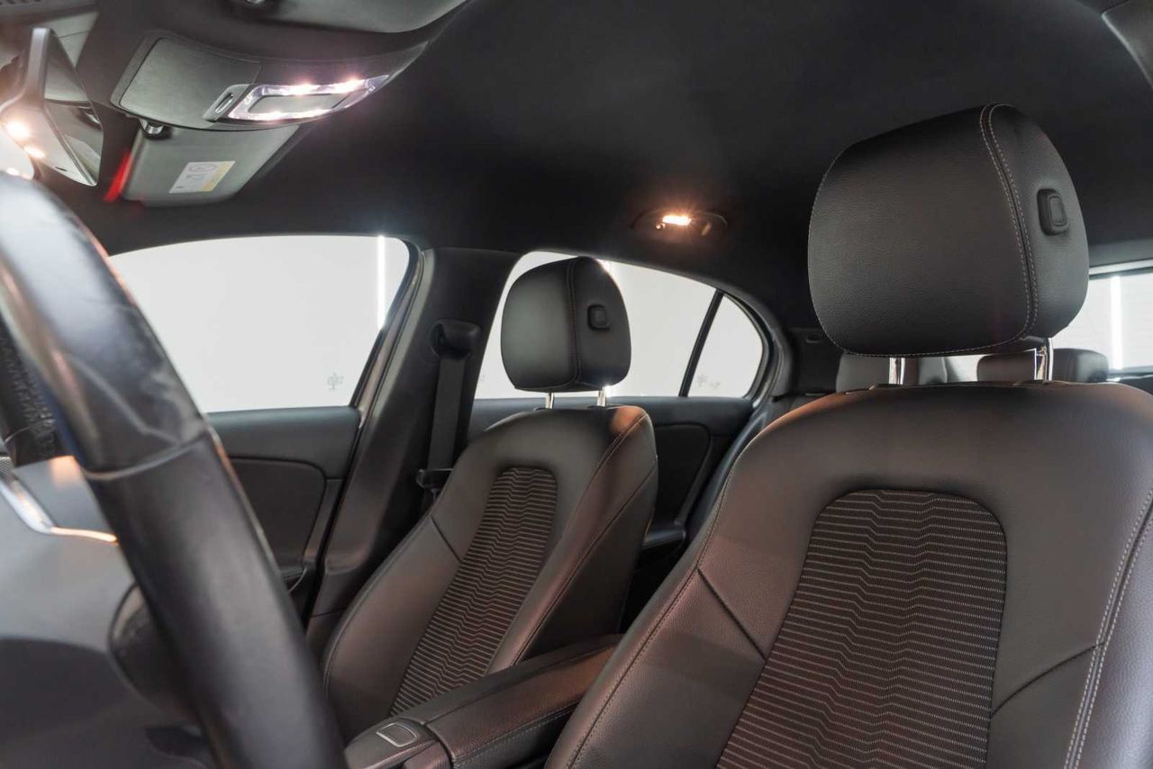 Mercedes Clase A Sedán A 180 d  - Foto 19