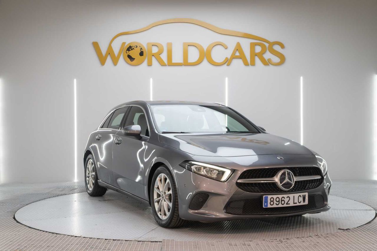 Mercedes Clase A Sedán A 180 d  - Foto 4