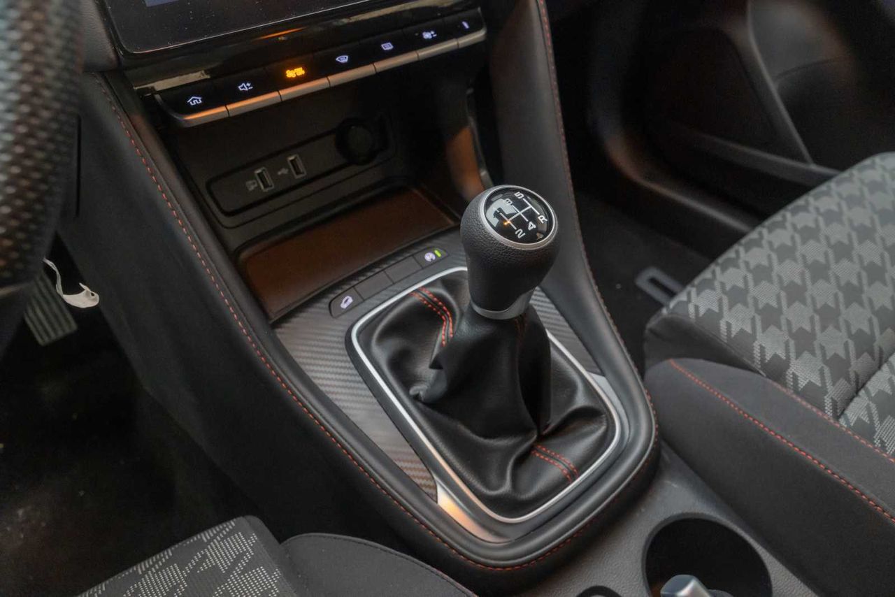 MG ZS 1.5 Comfort - Foto 13