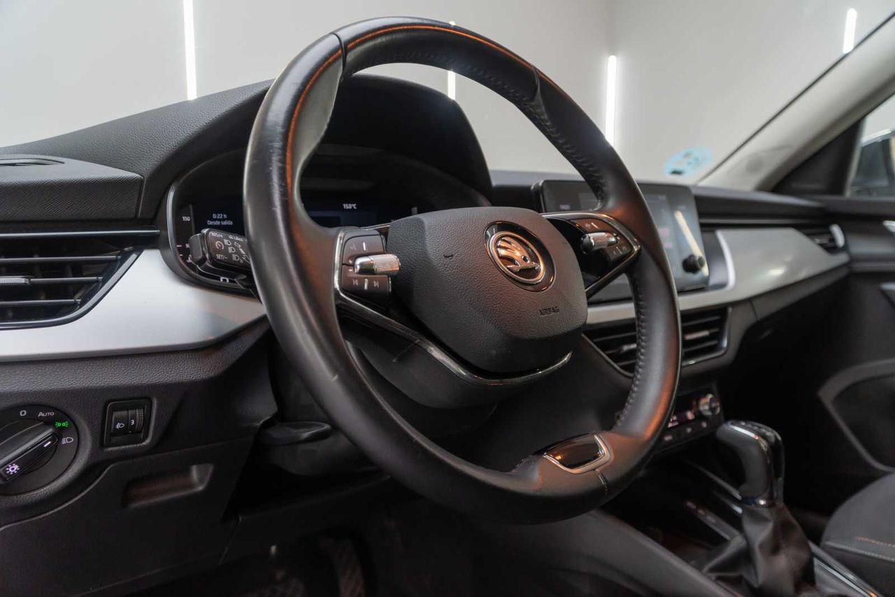 Skoda Kamiq 1.0 TSI 81kW (110CV) DSG AMBITION  - Foto 13