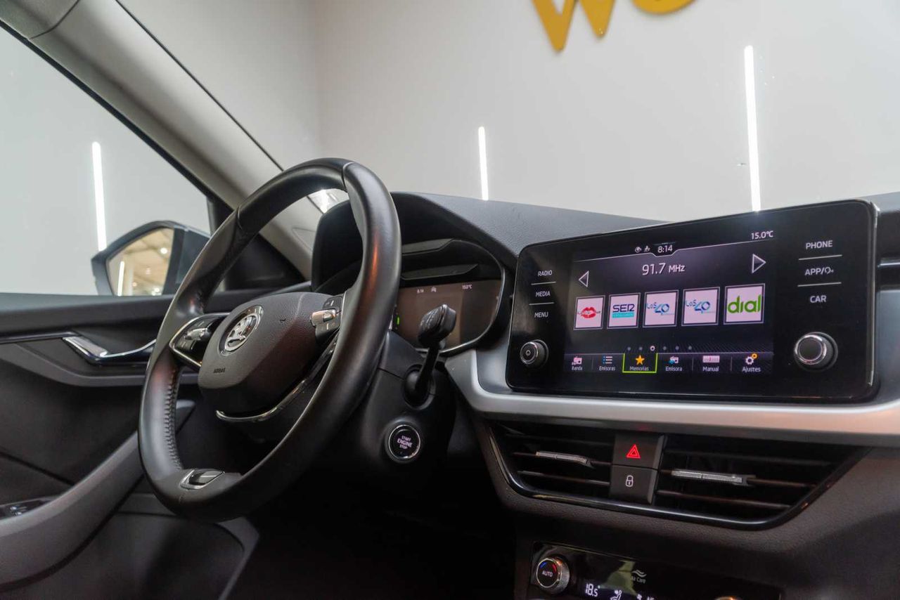 Skoda Kamiq 1.0 TSI 81kW (110CV) DSG AMBITION  - Foto 23