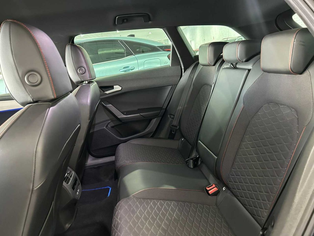 Seat Leon SP 1.5 eTSI 110kW DSG S&S FR - Foto 8