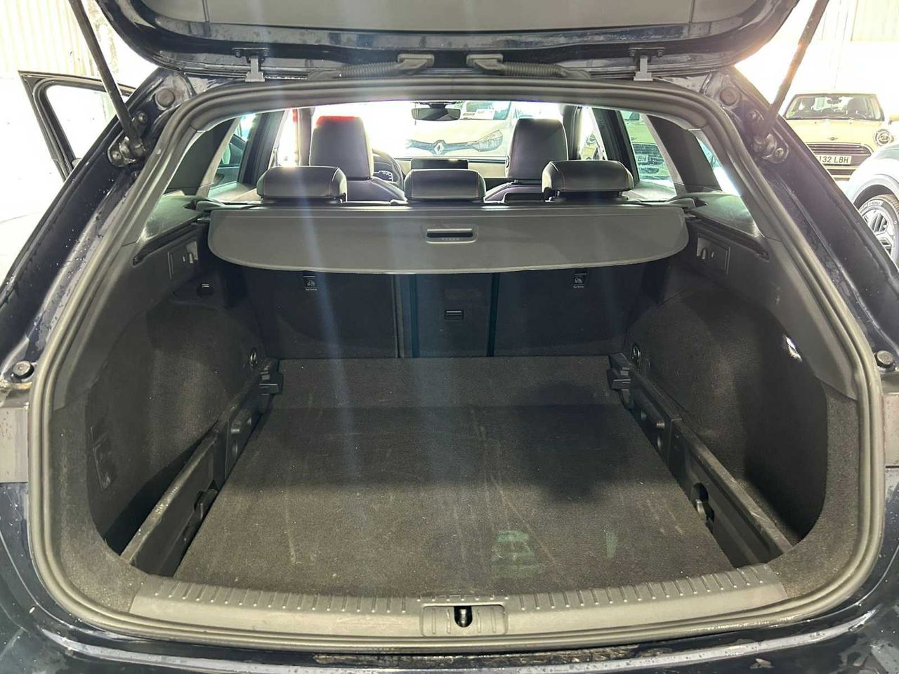 Seat Leon SP 1.5 eTSI 110kW DSG S&S FR - Foto 9