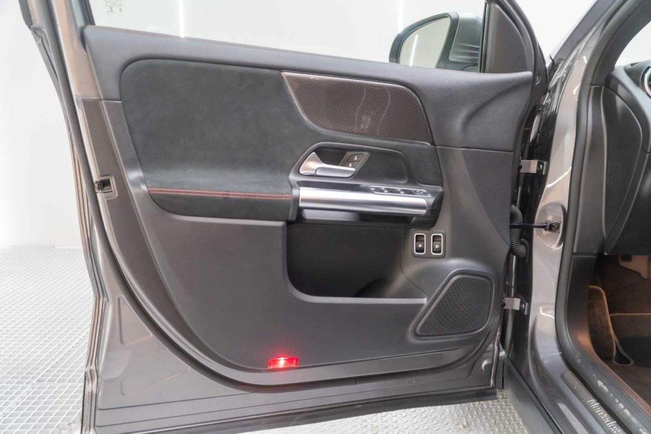 Mercedes GLA GLA 250 e - Foto 19